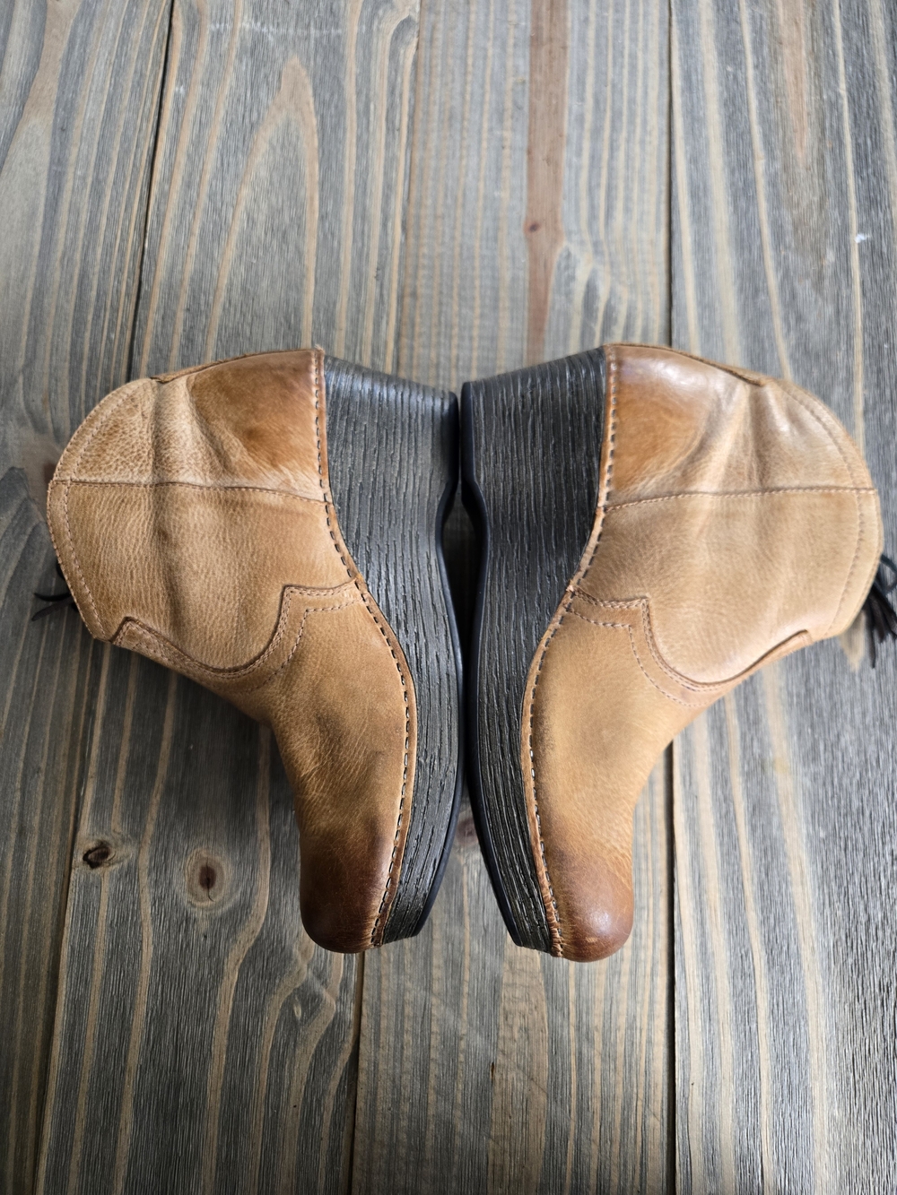 Dansko Veronica ankle booties, honey distressed leather Women’s Size 40 - Picture 6 of 11